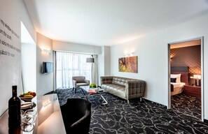 LCD TV, pay movies - Roxon Urban Ramat Gan (Ramat Gan)