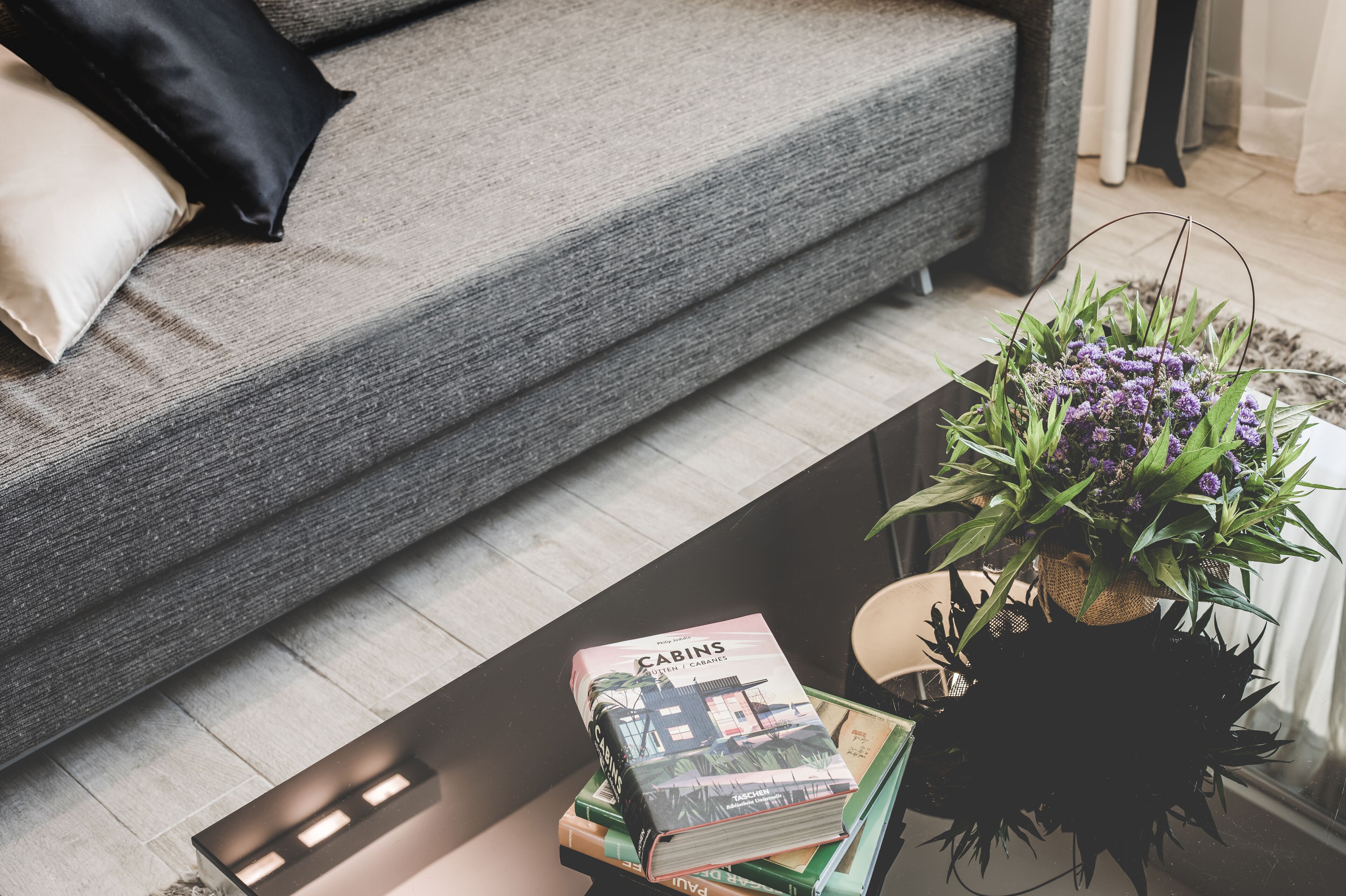 junior suite | living area | lcd tv, pay films