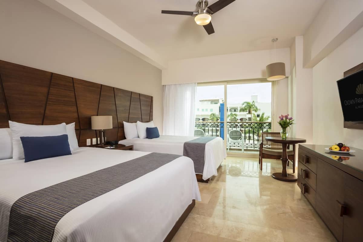 1 habitación y artículos del minibar gratis