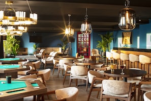 5 bars/lounges, poolside bar, beach bar - Crown Paradise Golden All Inclusive Resort - Adults Only (Puerto Vallarta)