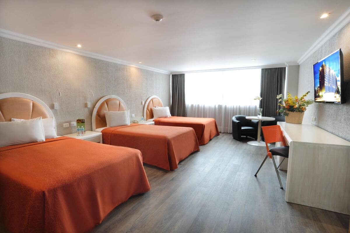 In-room safe, desk, soundproofing, iron/ironing board