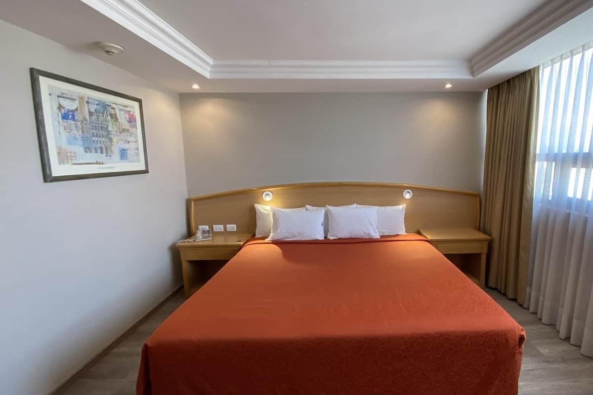 In-room safe, desk, soundproofing, iron/ironing board