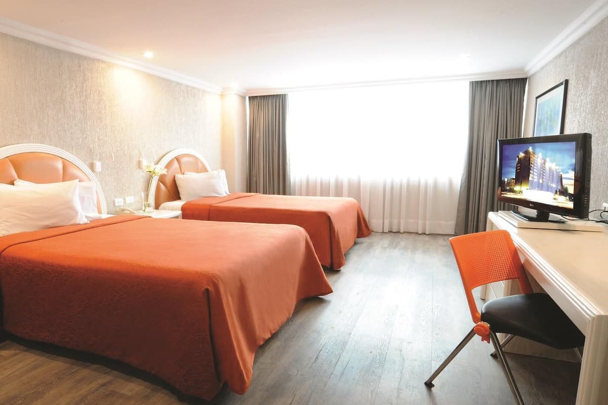 In-room safe, desk, soundproofing, iron/ironing board