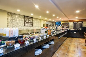 Daily buffet breakfast for a fee