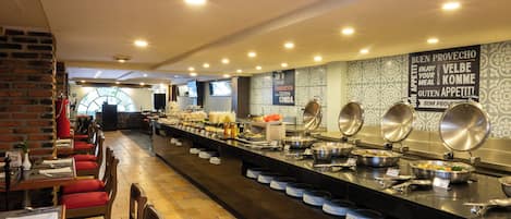 Aamiainen, lounas ja illallinen; meksikolainen keittiö