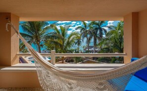 Property grounds - PA Beach Club & Hotel (Puerto Aventuras)