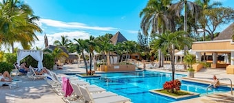 PA Beach Club & Hotel