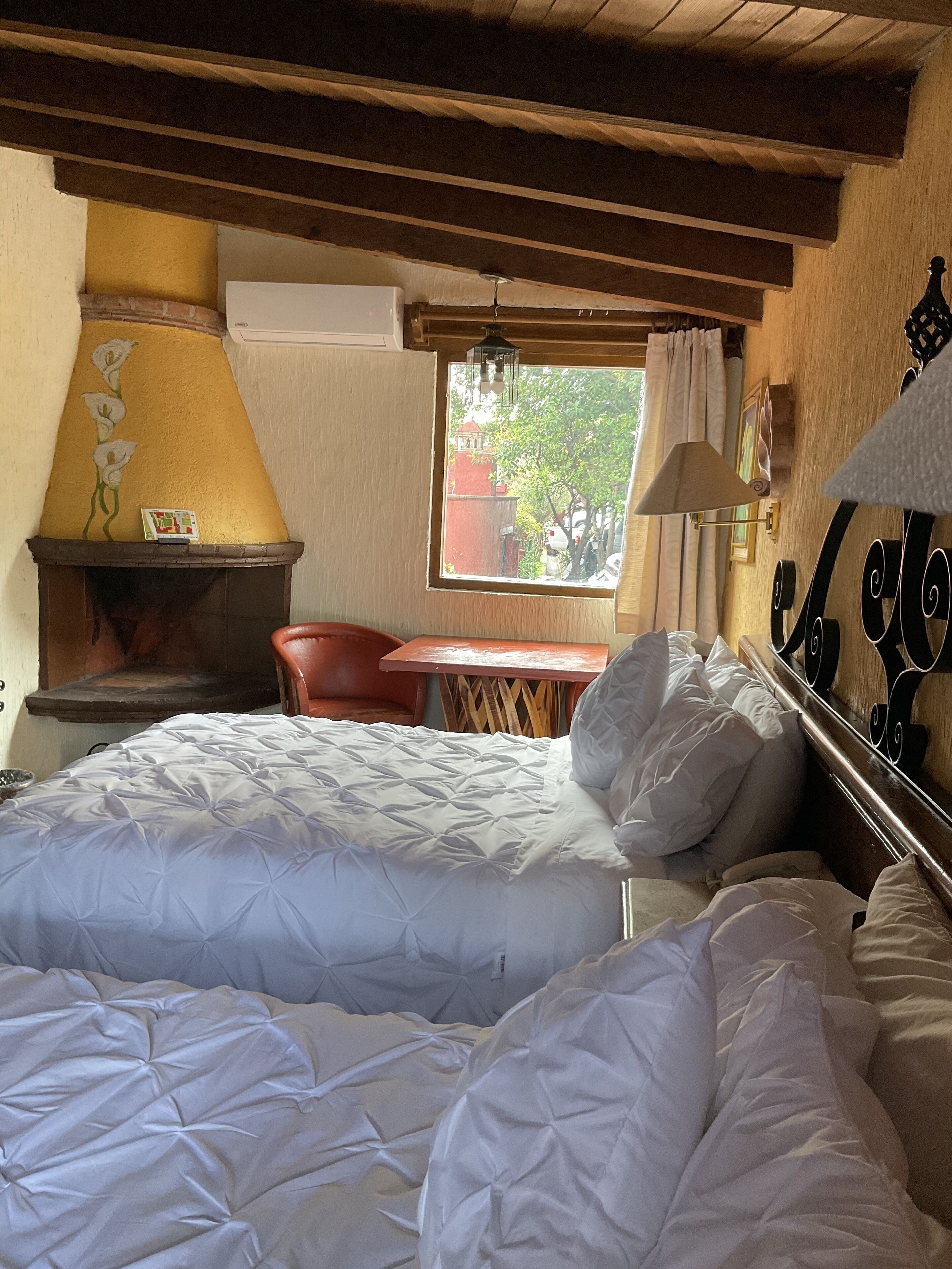 1 bedroom, in-room safe, individually decorated, individually furnished