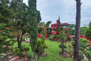 Garden - Villa San Jose Hotel and Suites (Morelia)