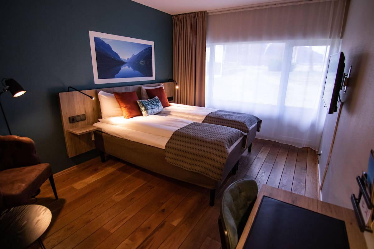 Twin Room with Outdoor Space | 책상, 무료 WiFi, 알람 시계, 침대 시트