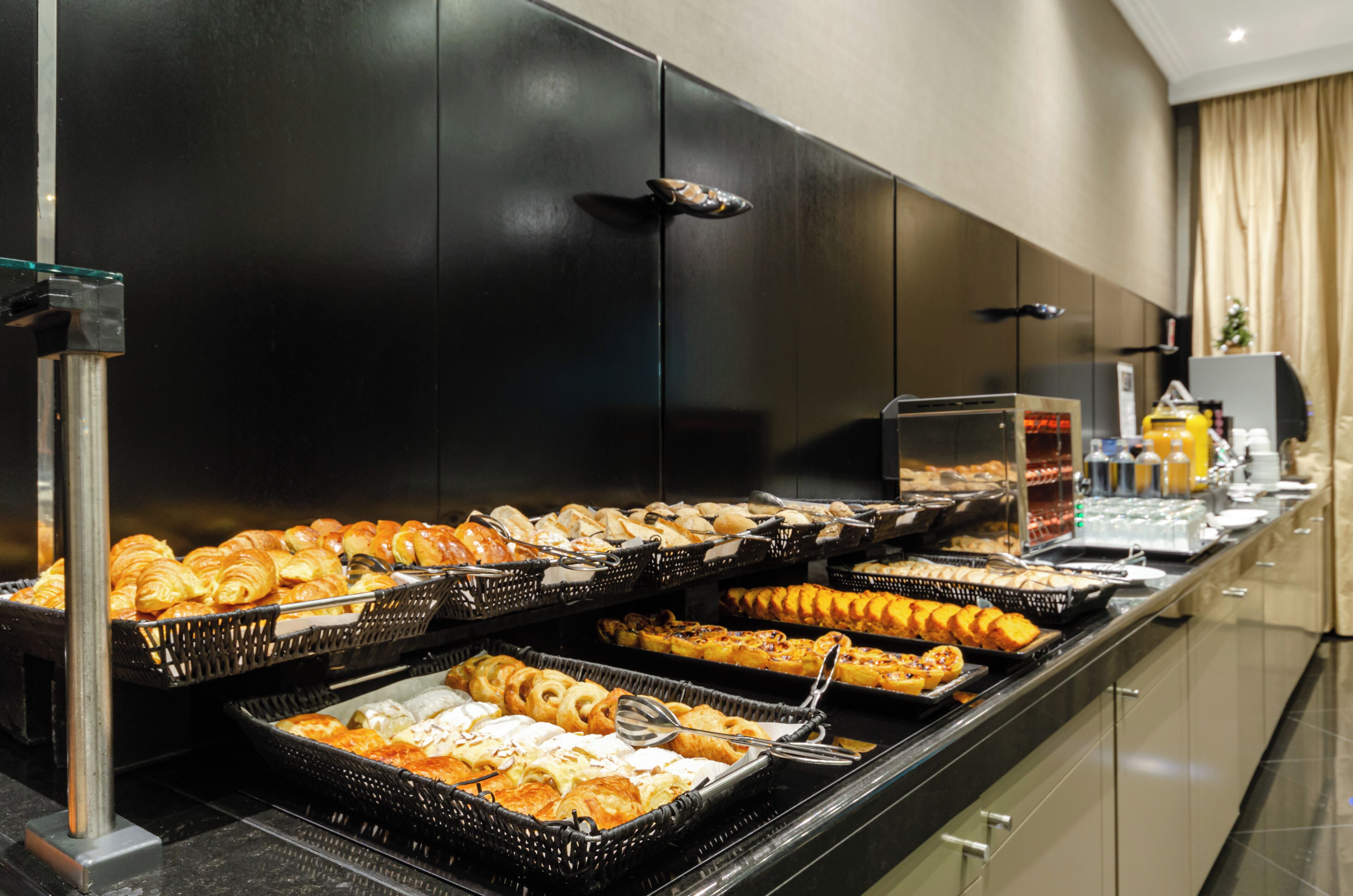 daily buffet breakfast (eur 15 per person)