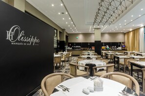 Breakfast, lunch, dinner served; Mediterranean cuisine  - Olissippo Marques de Sa (Lisbon)