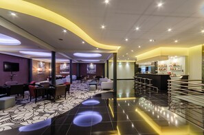 Cocktail bar
