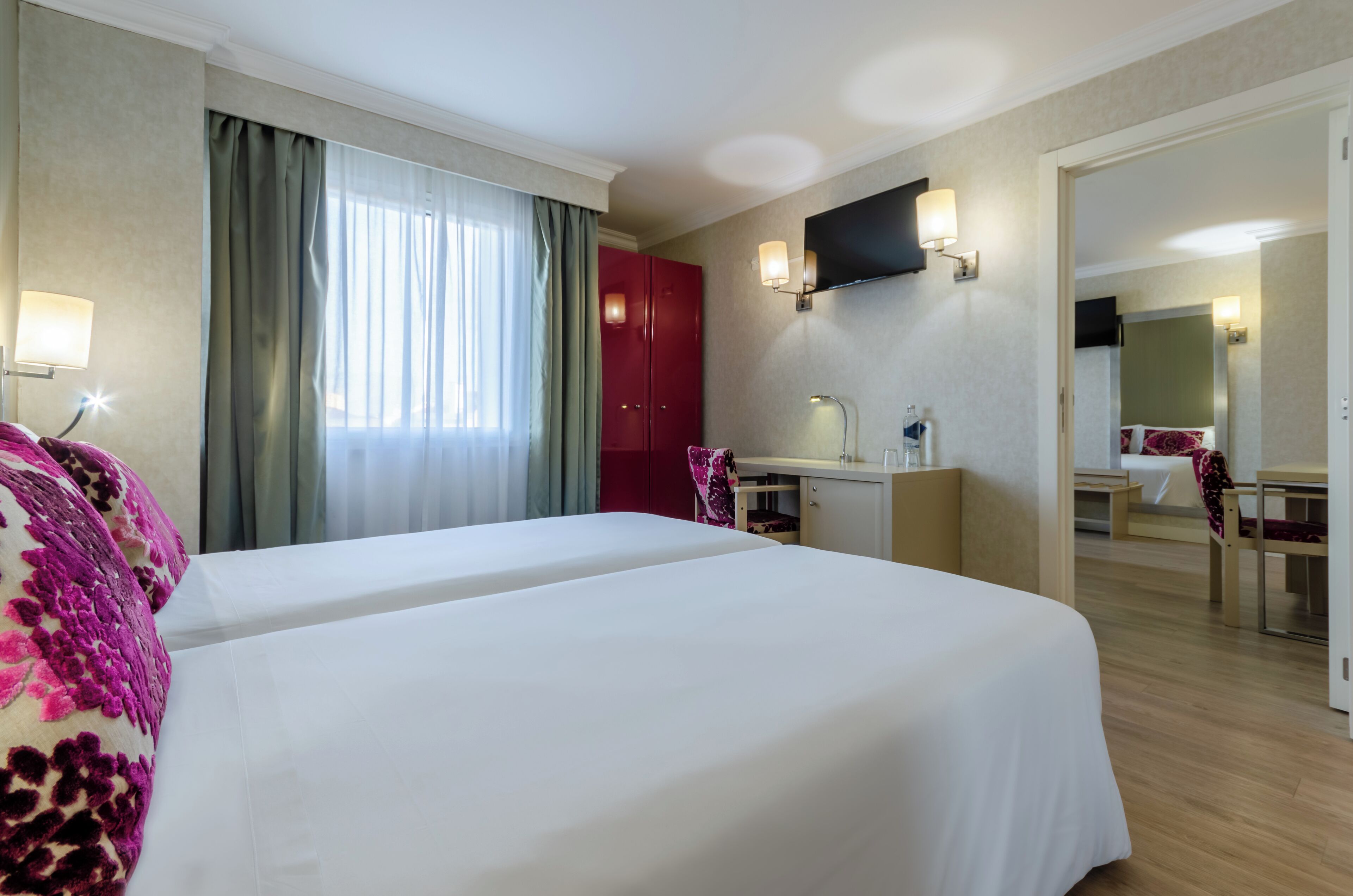 double or twin room (2 adults + 1 child) | 1 bedroom, minibar, in-room safe, desk