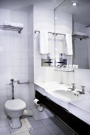 Bathroom - The Devonshire (JOHANNESBURG)