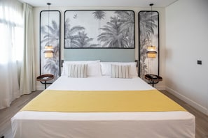 Junior Suite | Egyptian cotton sheets, premium bedding, memory foam beds, in-room safe