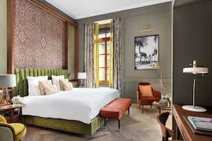 Ropa de cama de alta calidad y minibar
