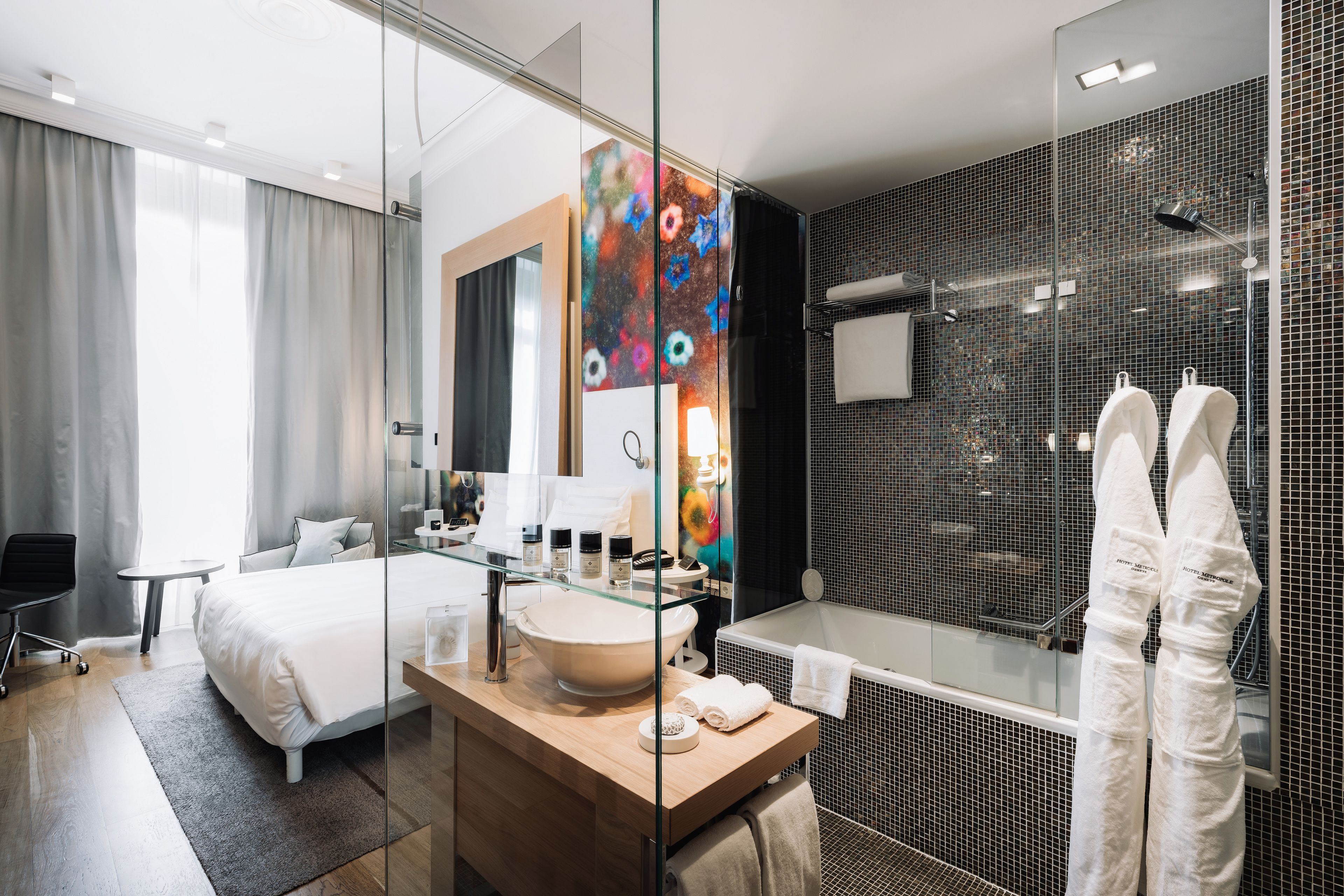 room, lakeside (lifestyle) | bathroom | free toiletries, hair dryer, bathrobes, slippers