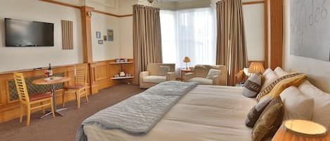 Executive-værelse - flere senge - ikke-ryger | Skrivebord, strygejern/strygebræt, gratis Wi-Fi, sengetøj