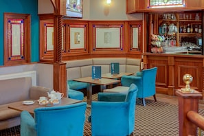 Bar (in der Unterkunft)
