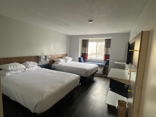 1 bedroom, in-room safe, desk, soundproofing