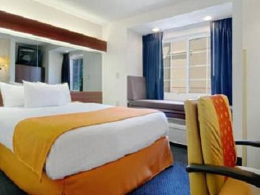 In-room safe, desk, soundproofing, iron/ironing board