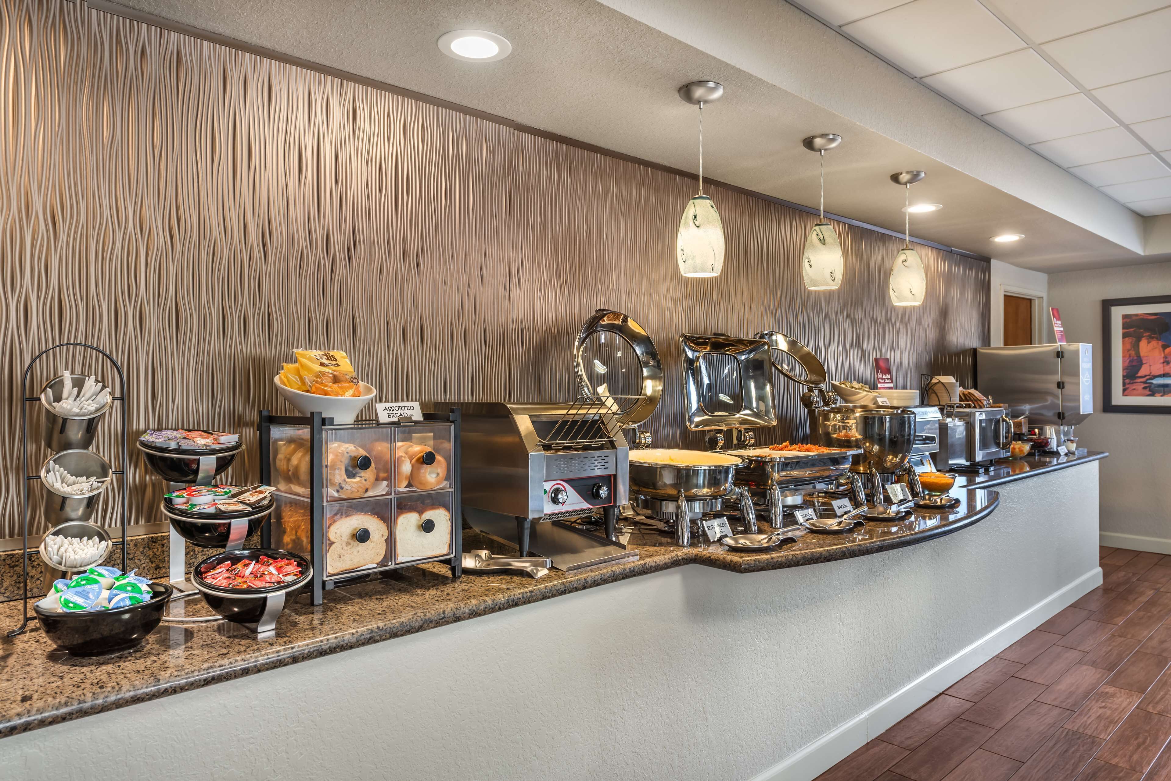 Colazione completa inclusa, servita tutte le mattine 