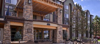 Best Western Plus Peak Vista Inn & Suites