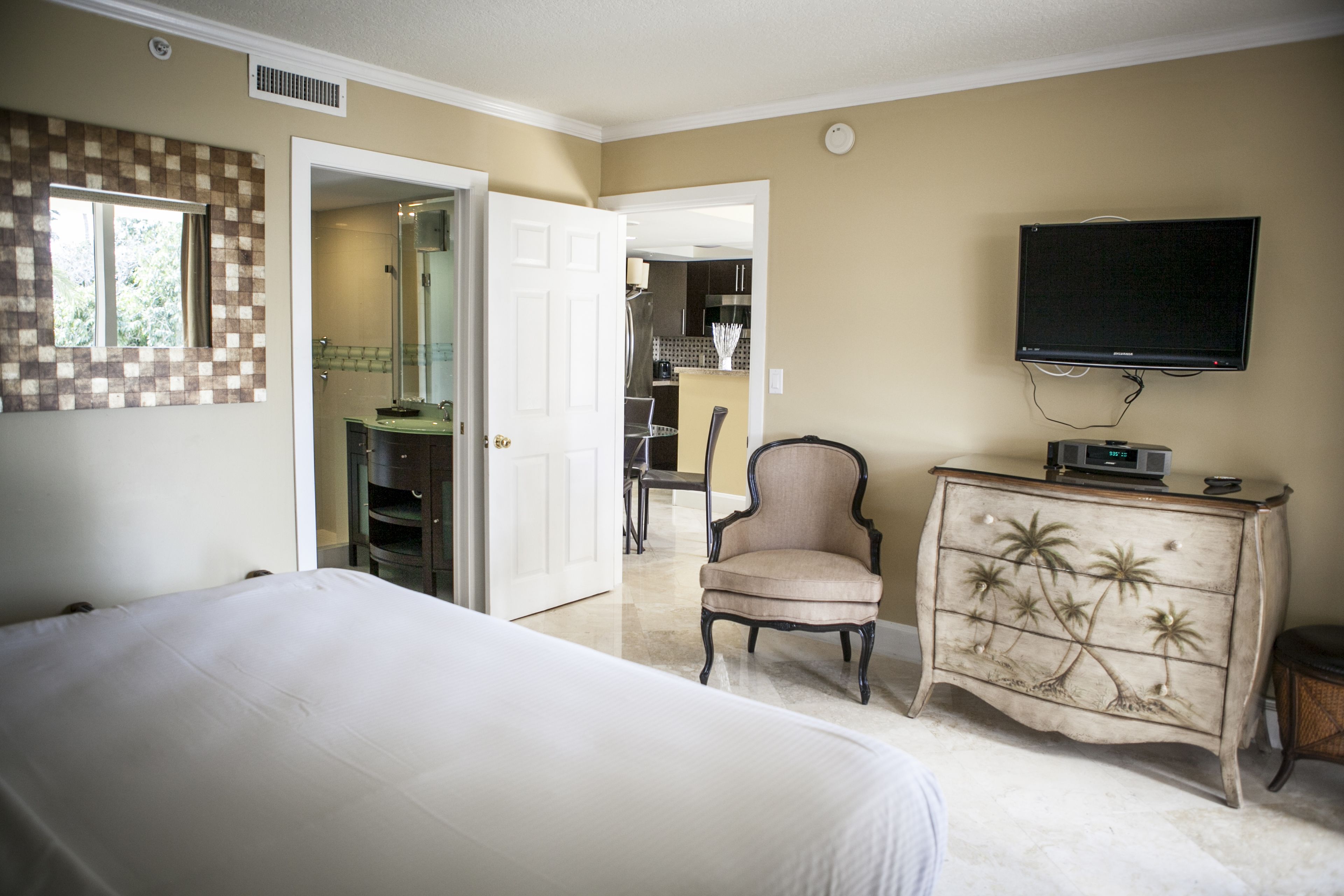 superior room, multiple beds | hypo-allergenic bedding, in-room safe, individually decorated