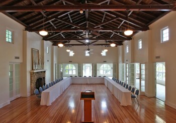 Meeting space at The Mutiny Hotel