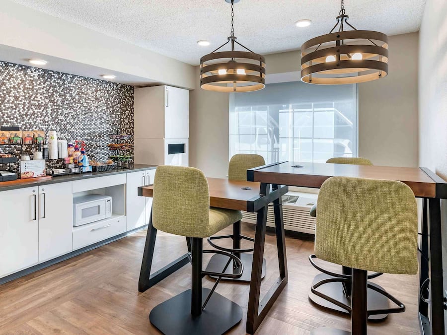 Free daily on-the-go breakfast