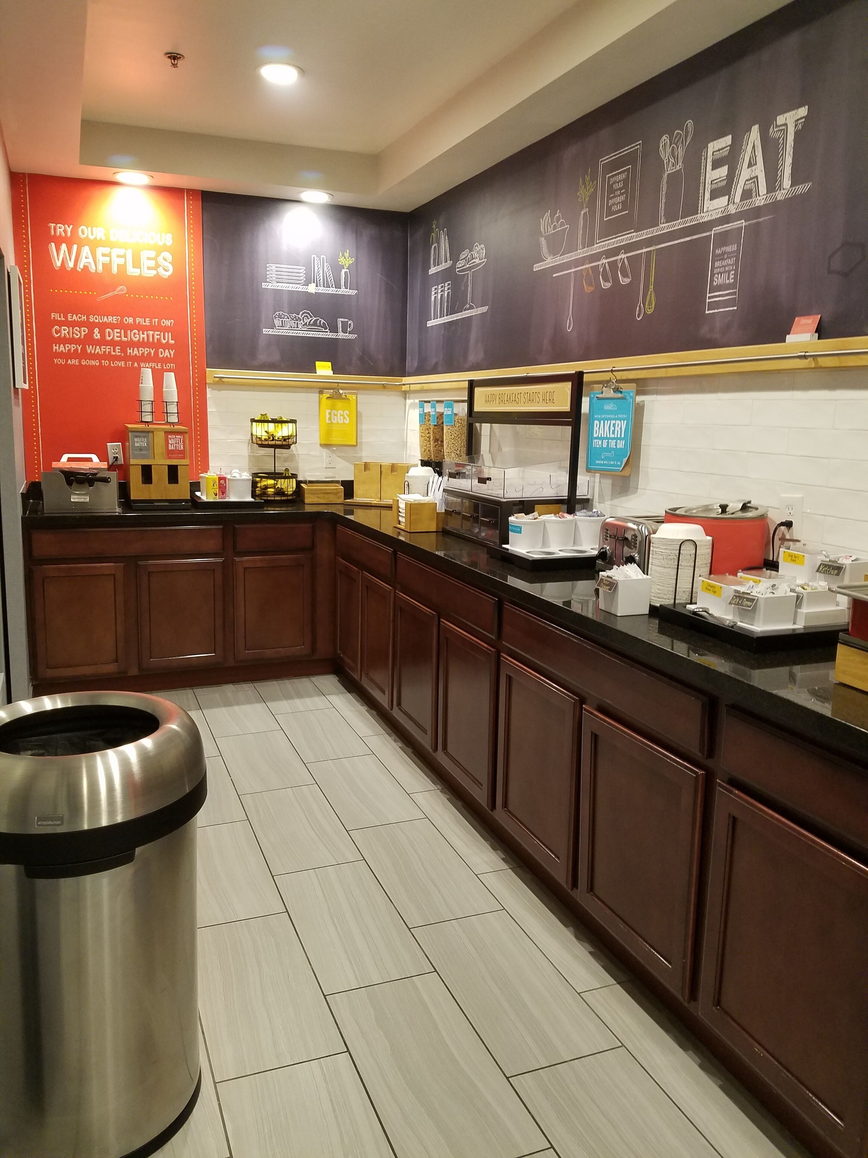 free daily breakfast