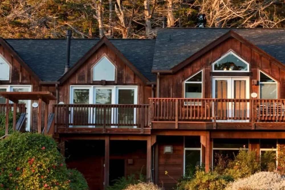 The Inn at Schoolhouse Creek