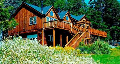The Inn at Schoolhouse Creek
