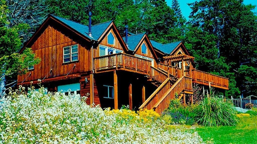 The Inn at Schoolhouse Creek
