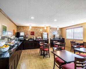 Desayuno continental incluido todos los días 