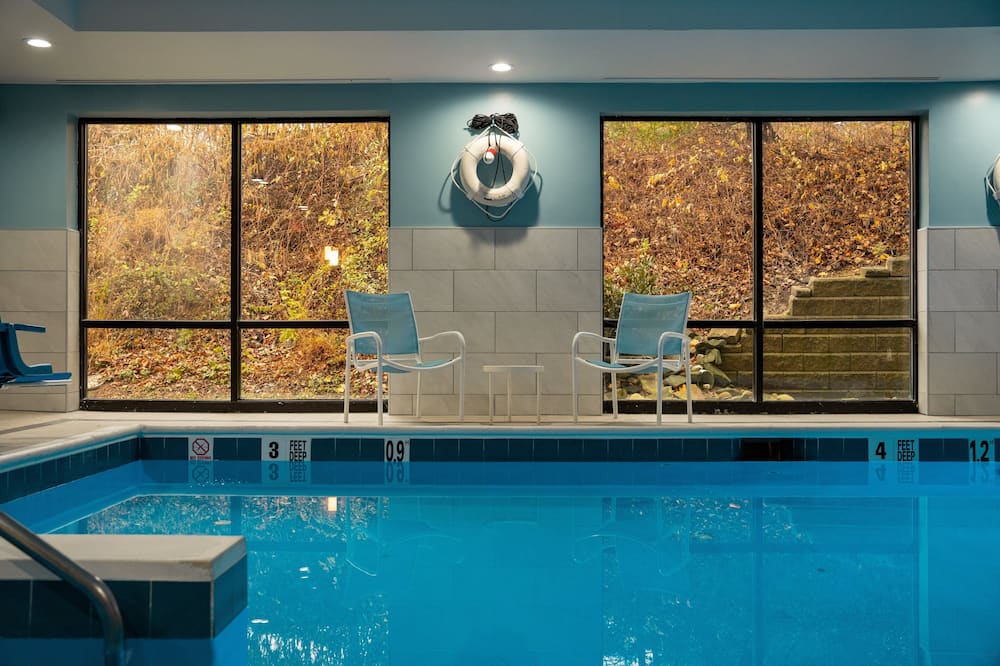 Holiday Inn Express Hotel & Suites West Chester by IHG