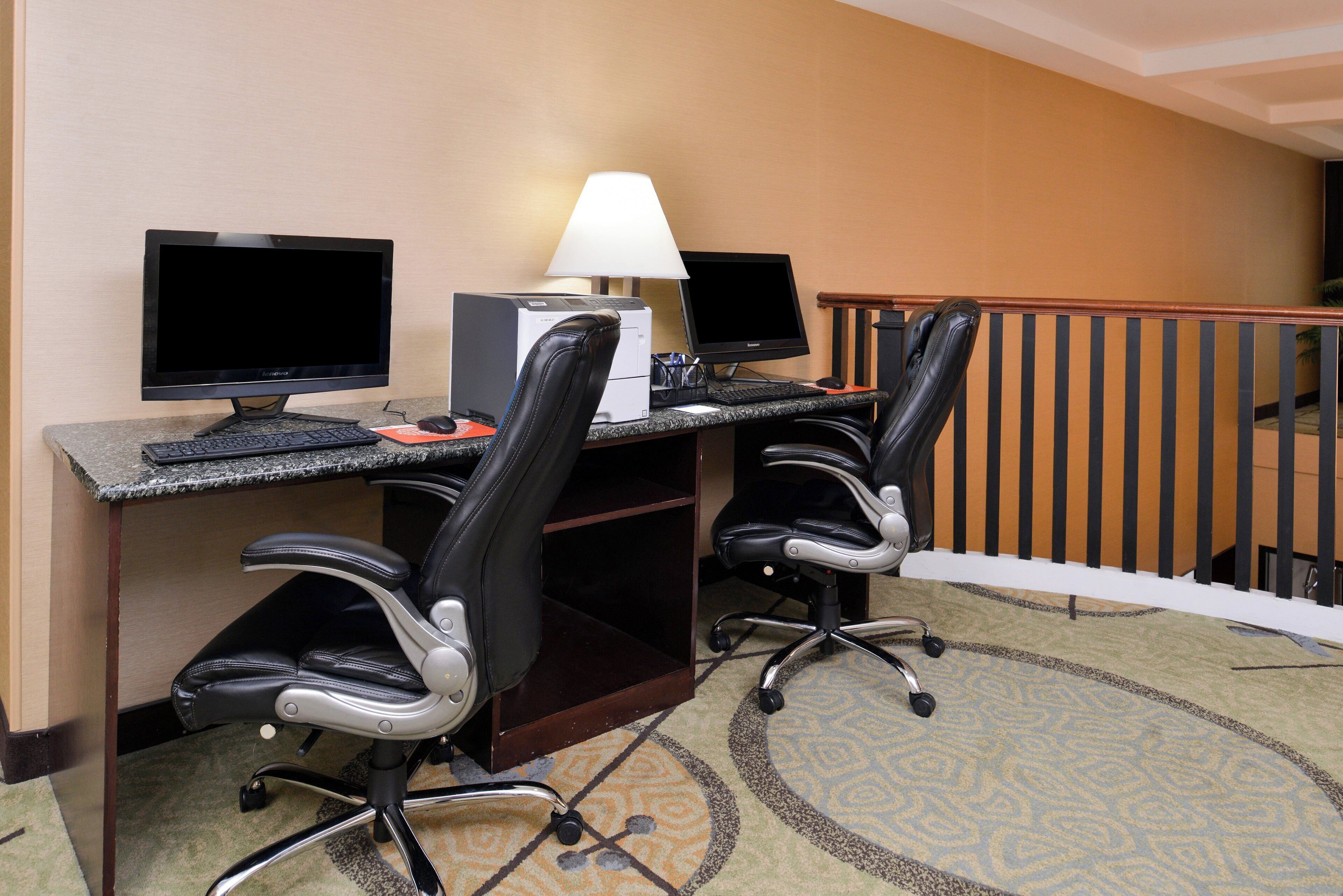Photo - Holiday Inn Express Hotel & Suites West Chester by IHG