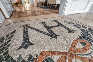 Exterior - Nob Hill Hotel (San Francisco)