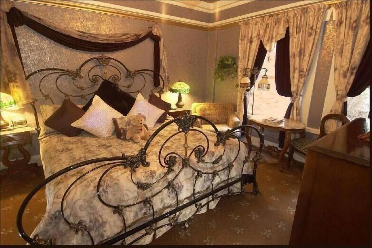 Coffres-forts dans les chambres, rideaux occultants