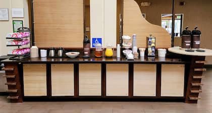 Country Inn & Suites by Radisson, San Carlos, CA