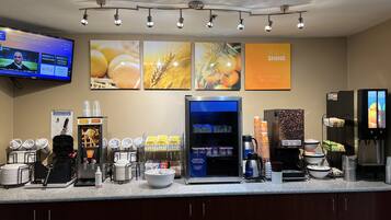 Desayuno de autoservicio incluido todos los días