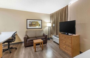 Deluxe Studio, 1 Queen Bed with Sofa bed, Non Smoking | Desk, free WiFi, bed sheets - Extended Stay America Select Suites - Denver - Tech Center South - Greenwood Village (Greenwood Village)