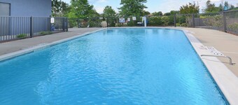 Fairfield Inn & Suites by Marriott Winston-Salem Hanes Mall
