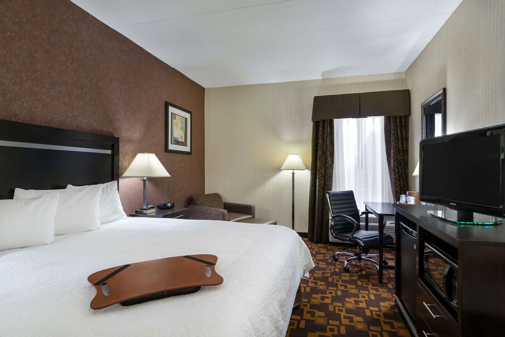 Premium bedding, individually decorated, individually furnished, desk