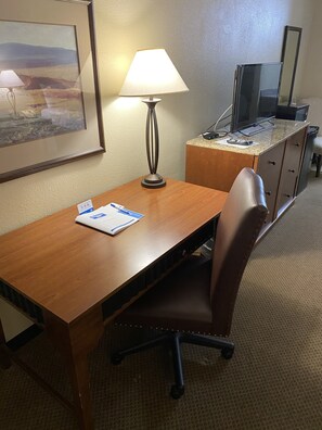 Egyptian cotton sheets, premium bedding, down duvets, pillow-top beds