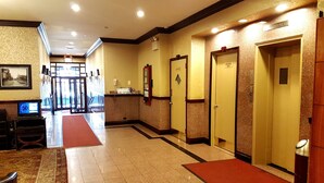 Reception - Hotel Newton (New York)