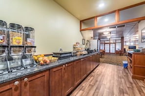 Free daily buffet breakfast
