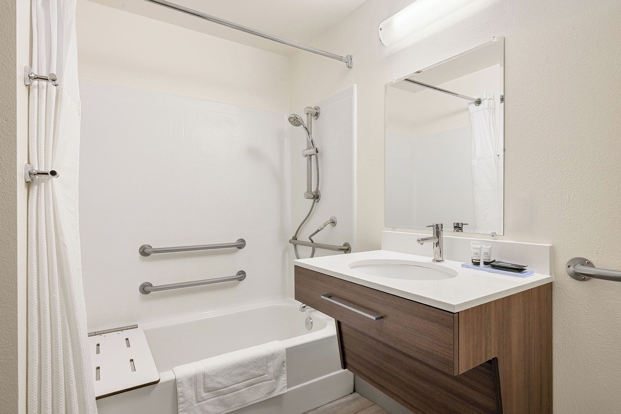 standard room, 2 queen beds, accessible | bathroom | hydromassage showerhead, eco-friendly toiletries, hair dryer, towels