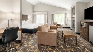 Suite, 2 King Bed, Fireplace (Extended)